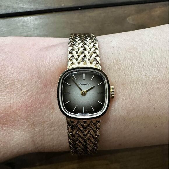 1960s Movado with COA - Picture 2 of 10